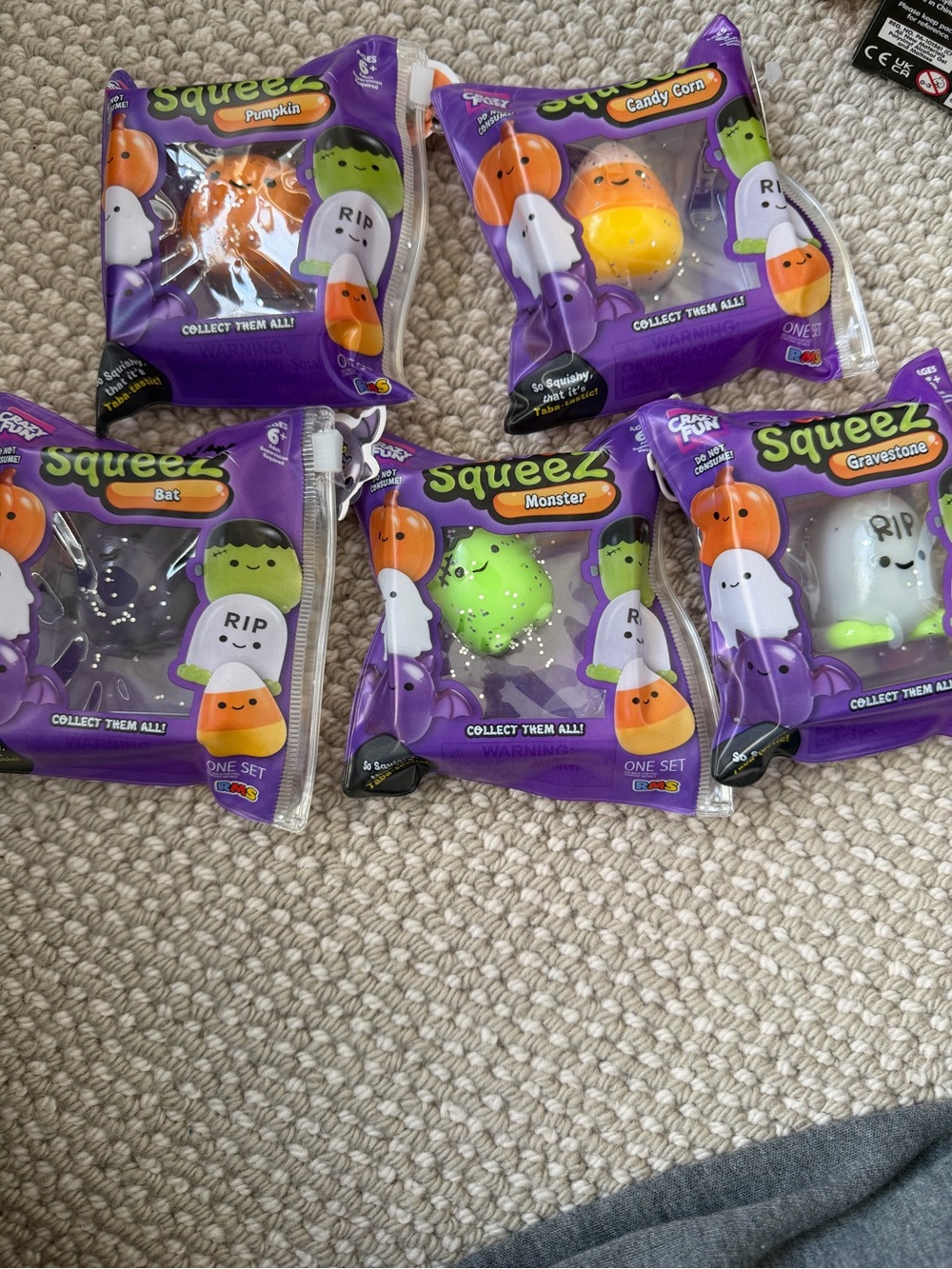 RMS Squeez Halloween Mystery - Green & Purple Collectibles bundle